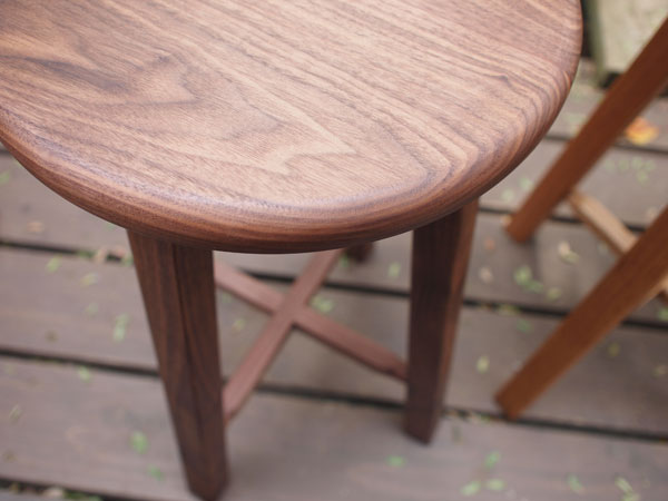 Black Walnut Round Stool